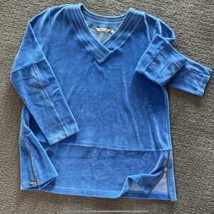 SOFT SURROUNDINGS  Cozy Baby Blue Velour Top - LG.